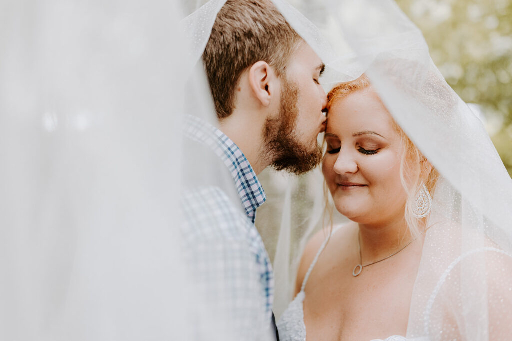Savannah and Drew eloped in Great Smoky Mountains National Park, and they had their dream day.